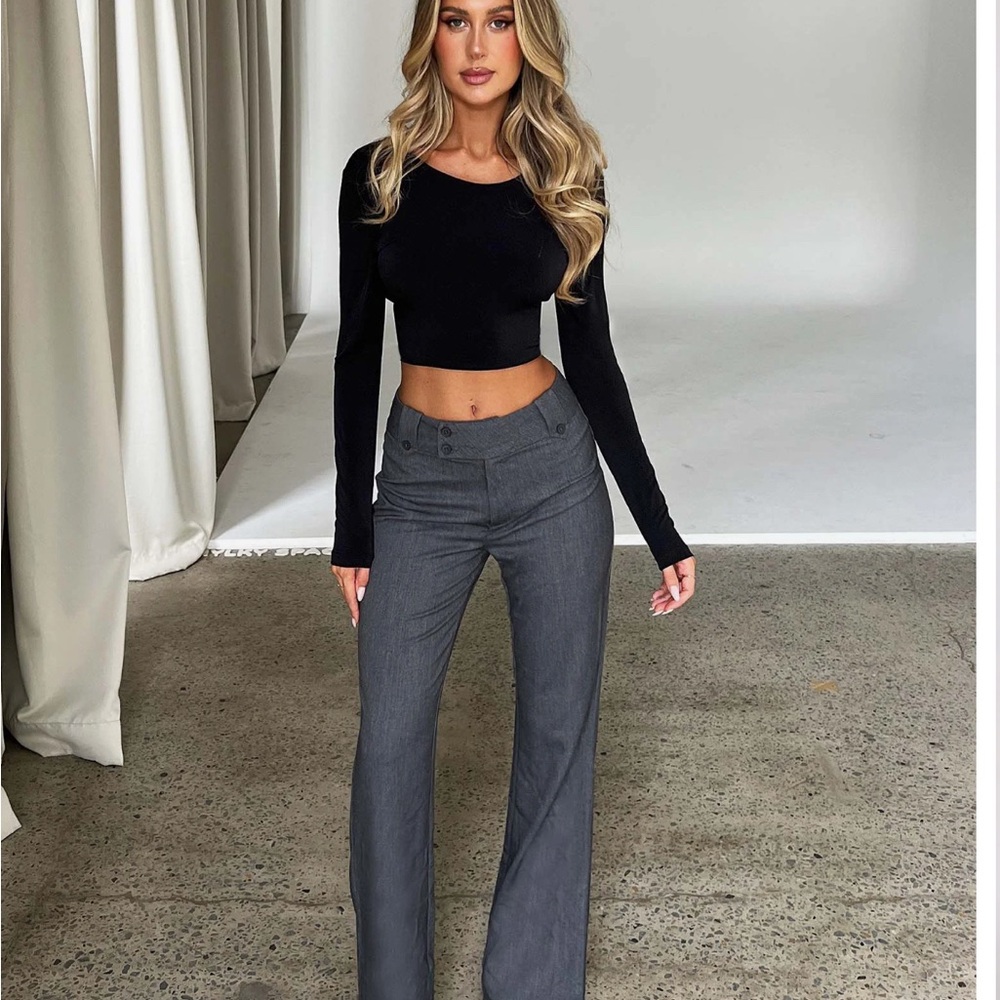 Tiger Mist  Gray Pantsuit size small- new with tags